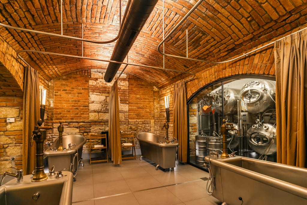 Lázně Pramen Legerova - kovové vany a léčebné koupele